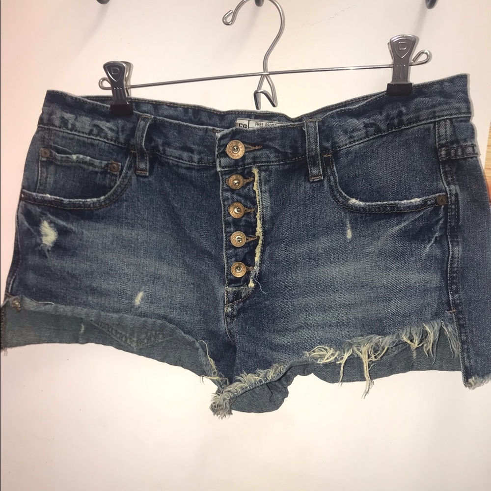 FREE PEOPLE Denim Shorts size 28